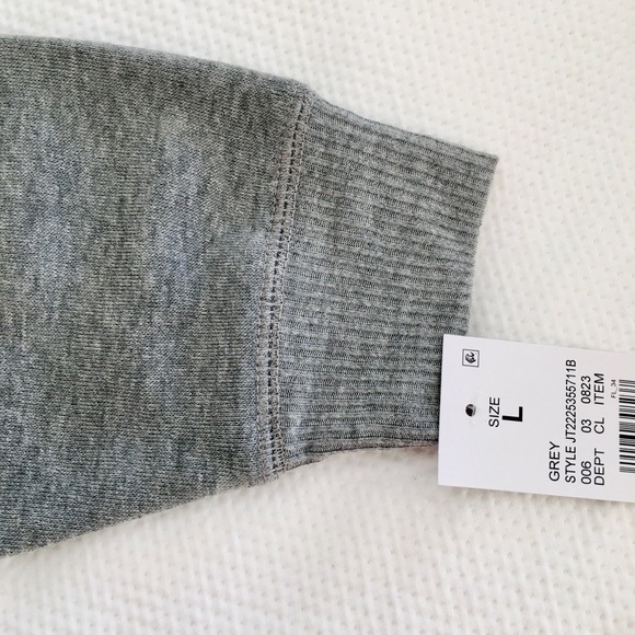 DISNEY MINNIE MOUSE SWEATSHIRT - Picture 5 of 5